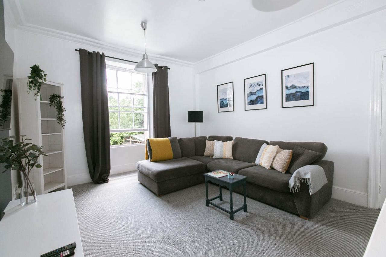Spacious Apartment, Free Parking, Central Location Near To Uni, Hospital, Town Exeter Exteriör bild