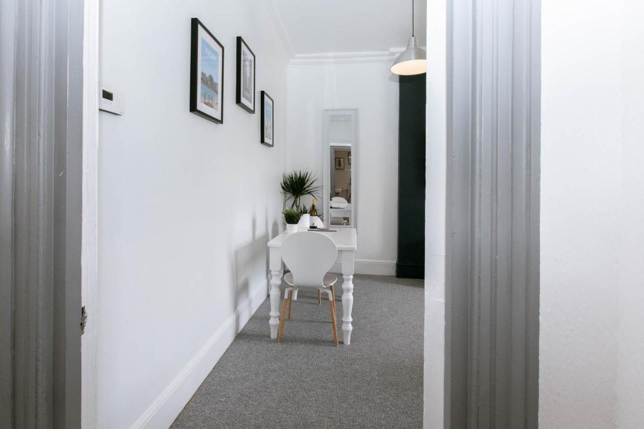 Spacious Apartment, Free Parking, Central Location Near To Uni, Hospital, Town Exeter Exteriör bild