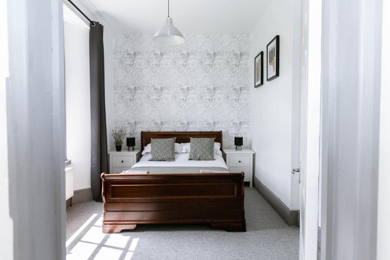 Spacious Apartment, Free Parking, Central Location Near To Uni, Hospital, Town Exeter Exteriör bild